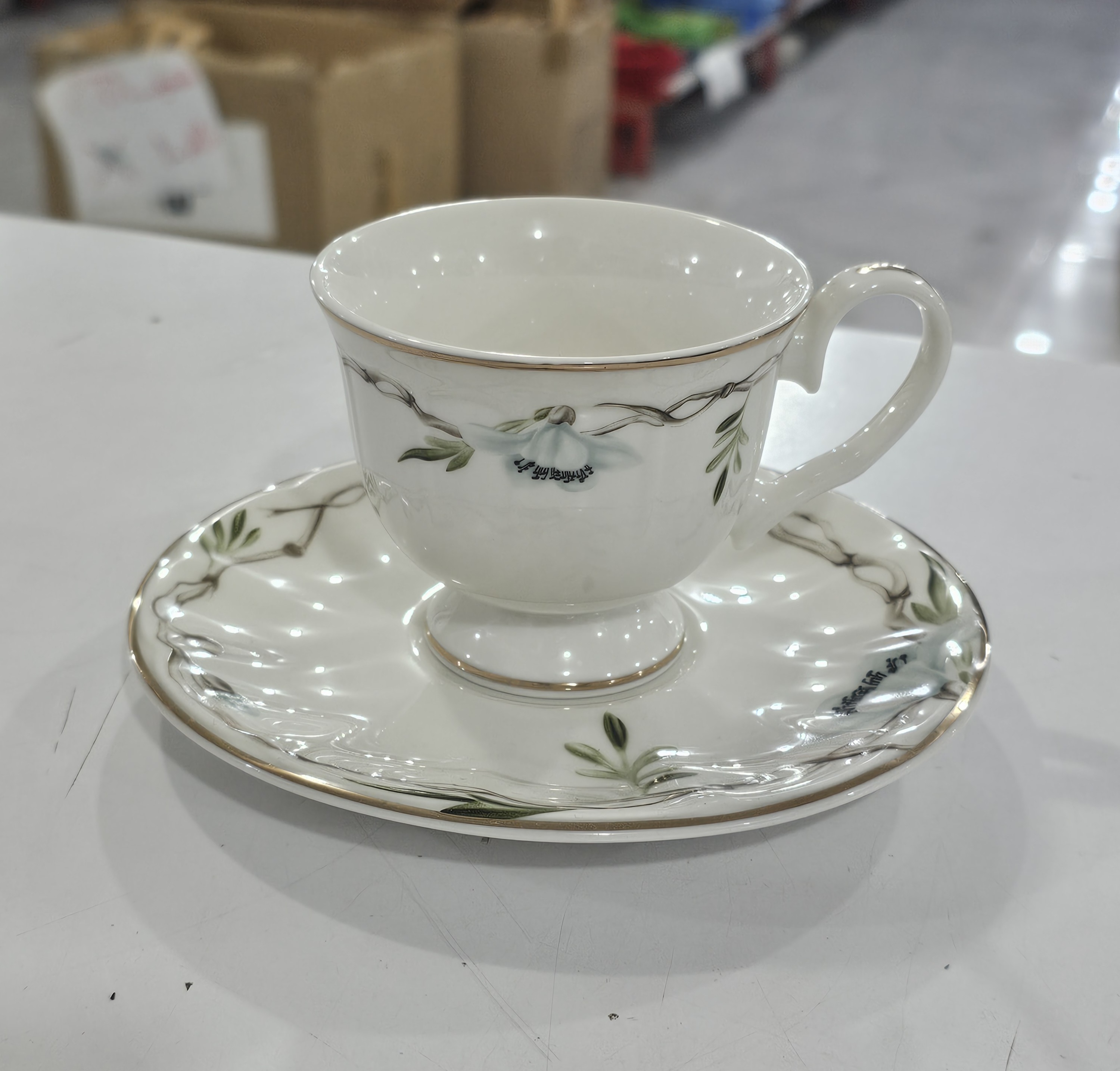 چایخوری/ قهوه خوری انجلا