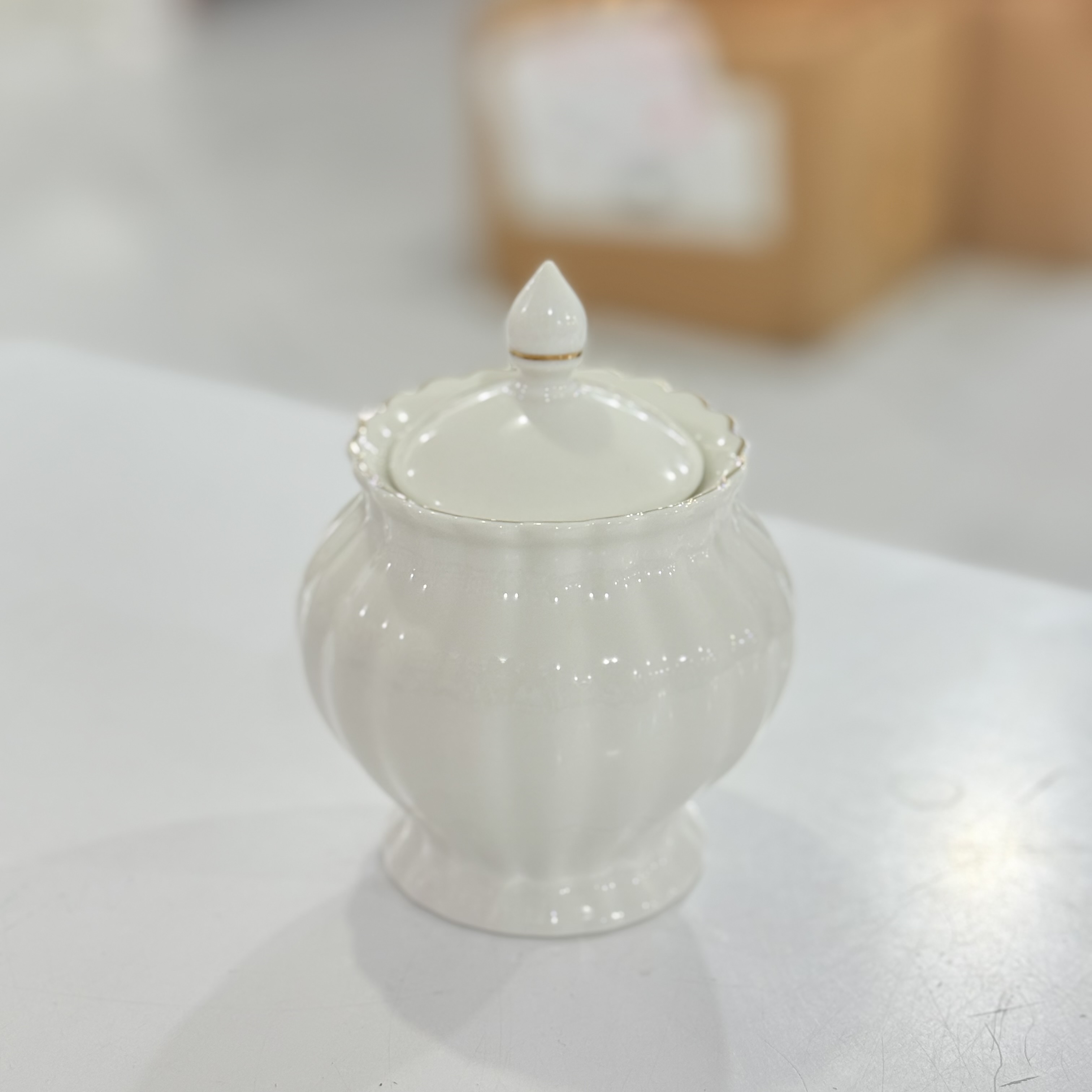 قندان بانکه سفید دالبری برند سالکسا salecsa مدل Sc3264